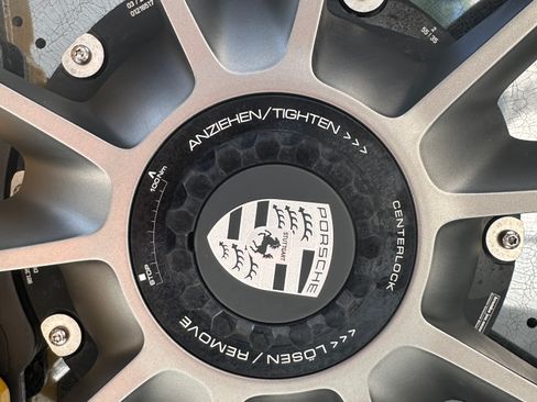 Used 2019 Porsche 911 GT3 image 11