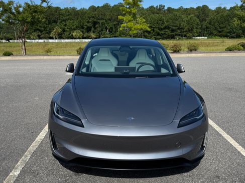 Used 2025 Tesla Model 3 Performance image 6
