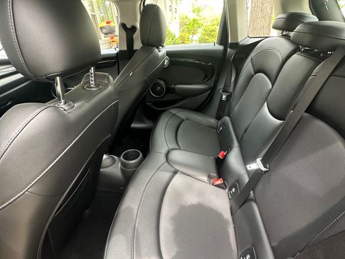 Used 2015 MINI Cooper S image 12