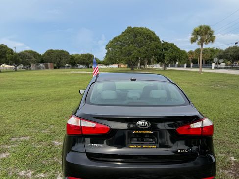 Used 2016 Kia Forte LX FWD image 8