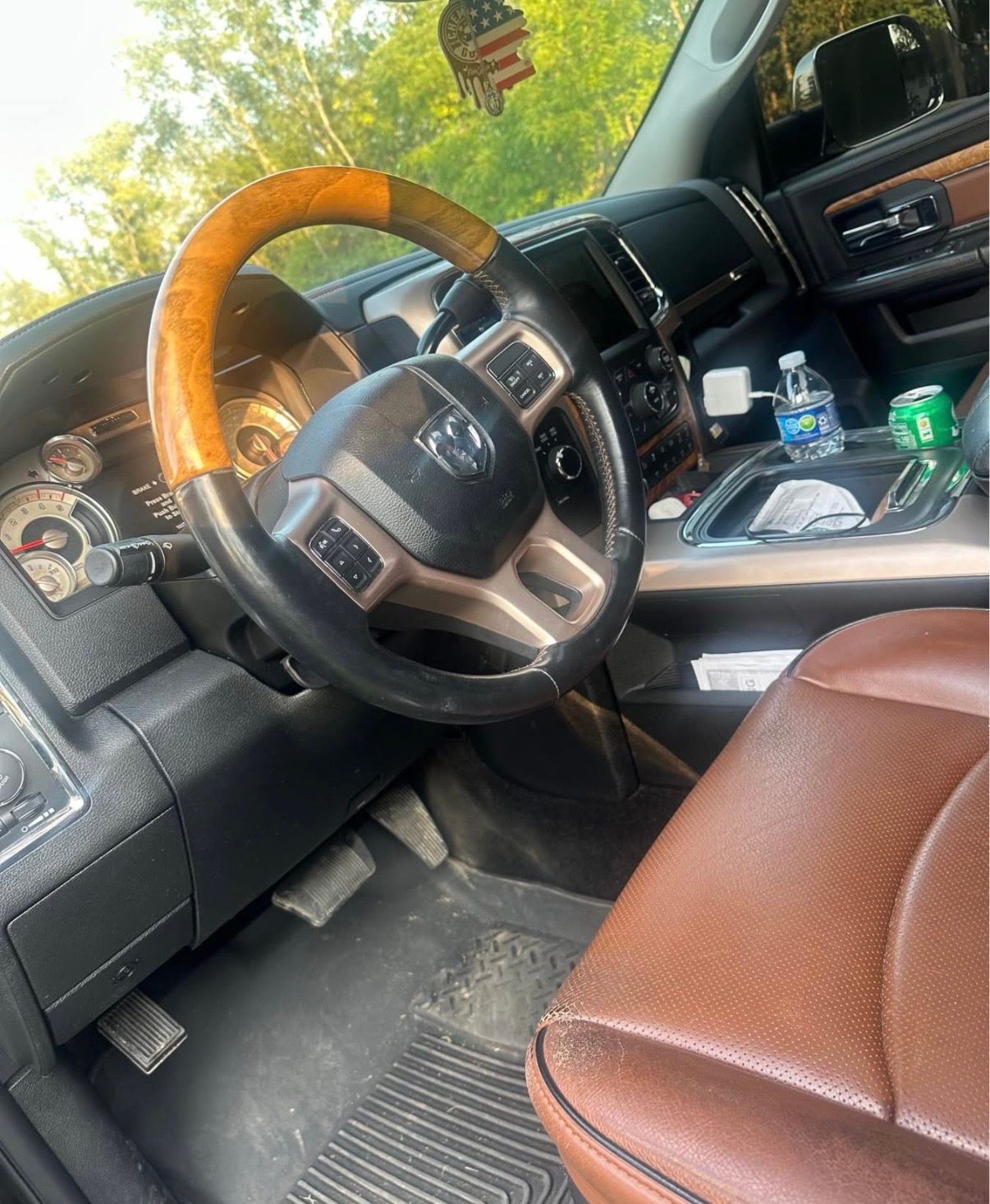 Used 2018 RAM 2500 Longhorn w/ Snow Chief Group AWD/4WD image 8