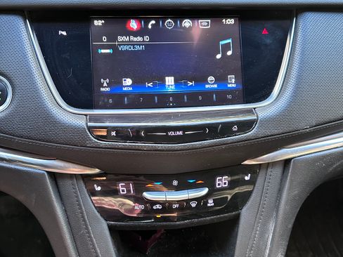 Used 2017 Cadillac XT5 Luxury AWD/4WD image 12