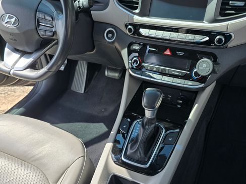 Used 2018 Hyundai Ioniq Limited image 11
