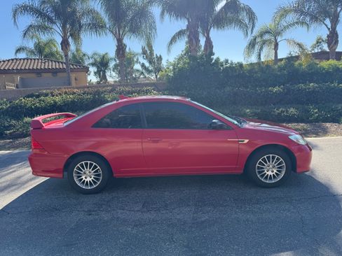 Used 2005 Honda Civic LX image 2