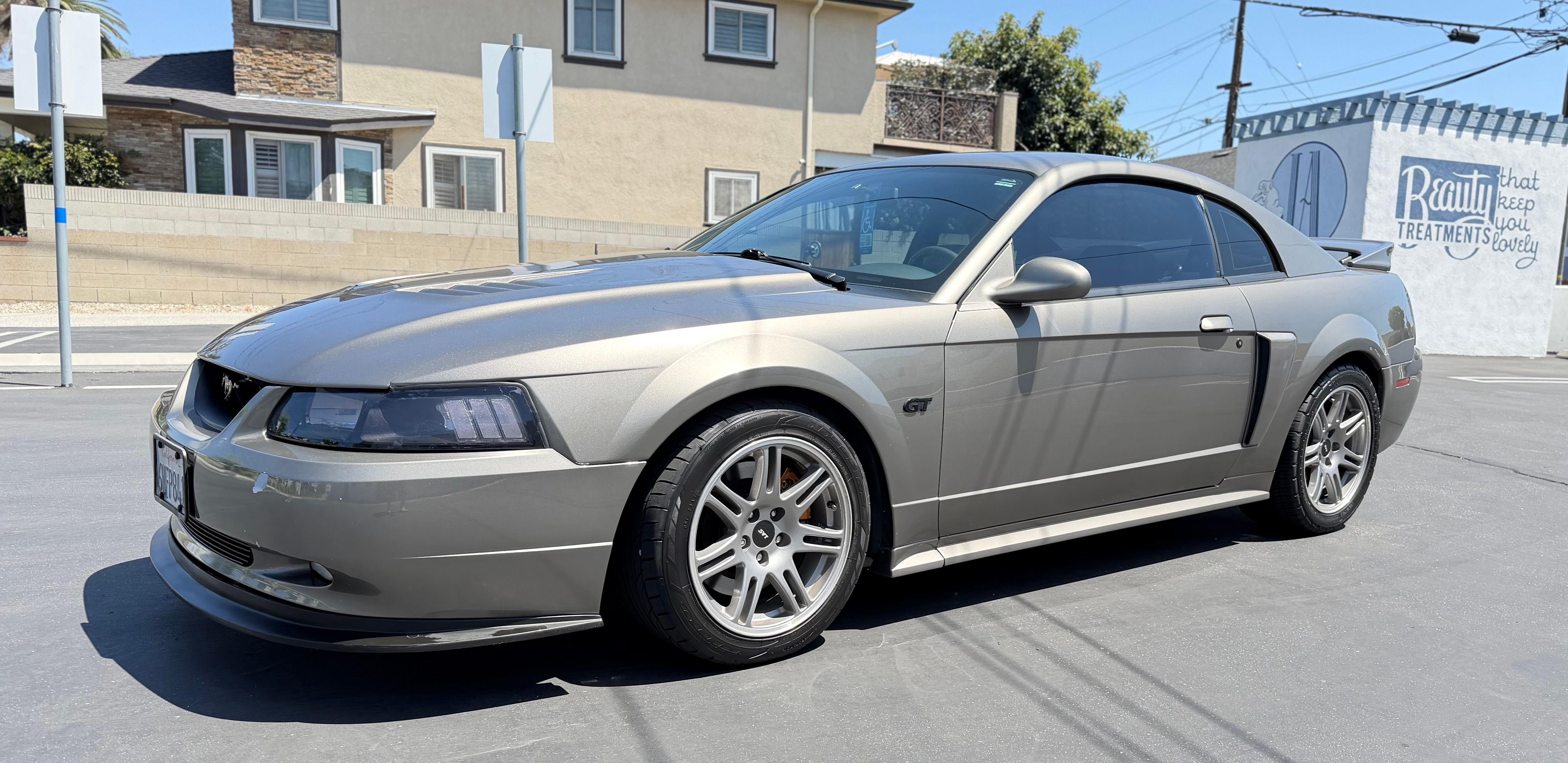 Used 2001 Ford Mustang GT RWD image 1