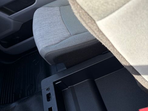 Used 2024 Ford F350 XLT w/ Camper Package image 15