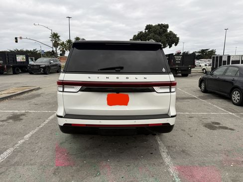 Used 2022 Lincoln Navigator Black Label image 6