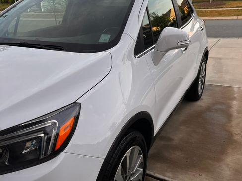 Used 2019 Buick Encore Preferred FWD image 4