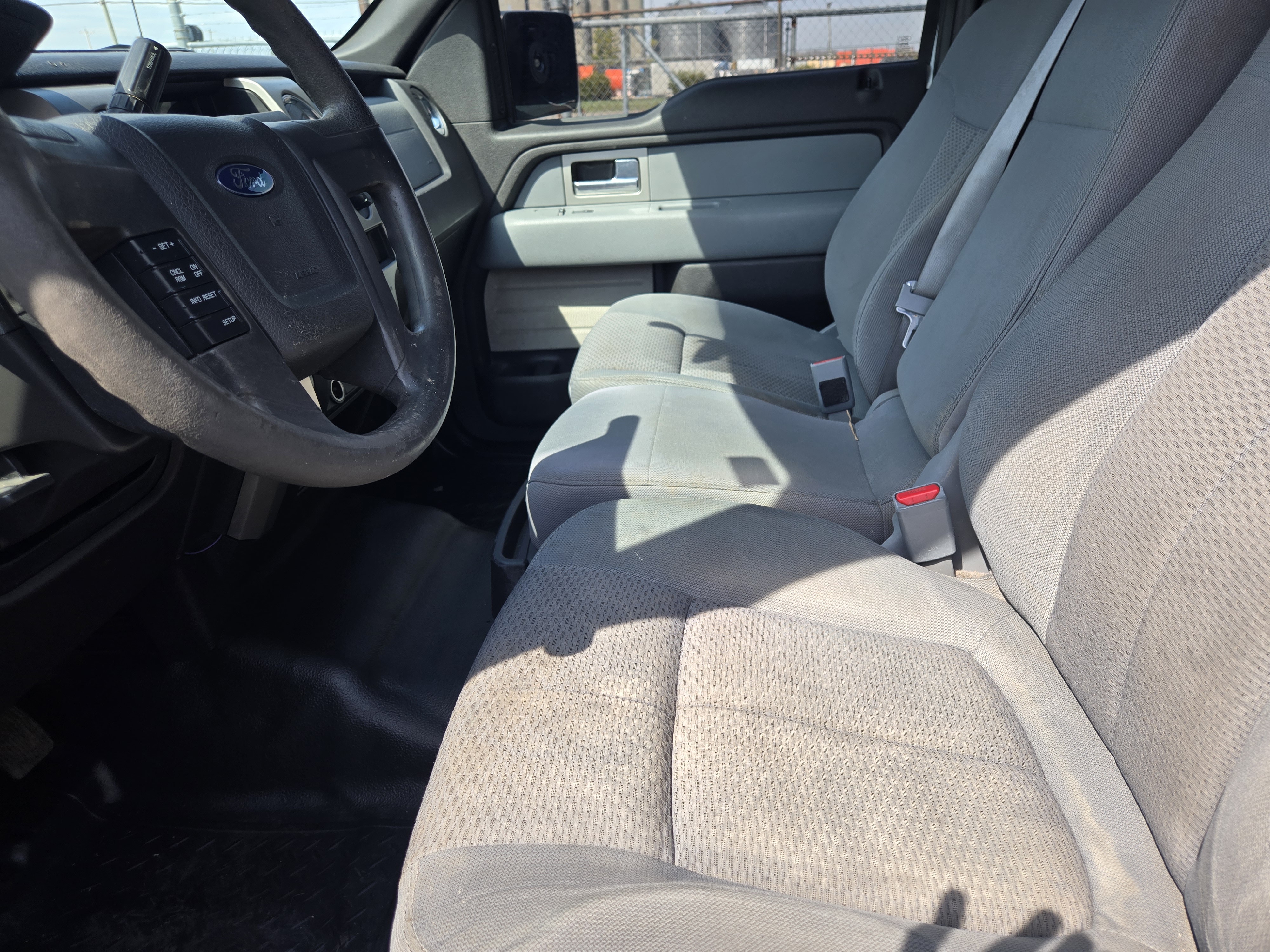 Used 2011 Ford F150 XLT w/ Trailer Tow Pkg AWD/4WD image 12