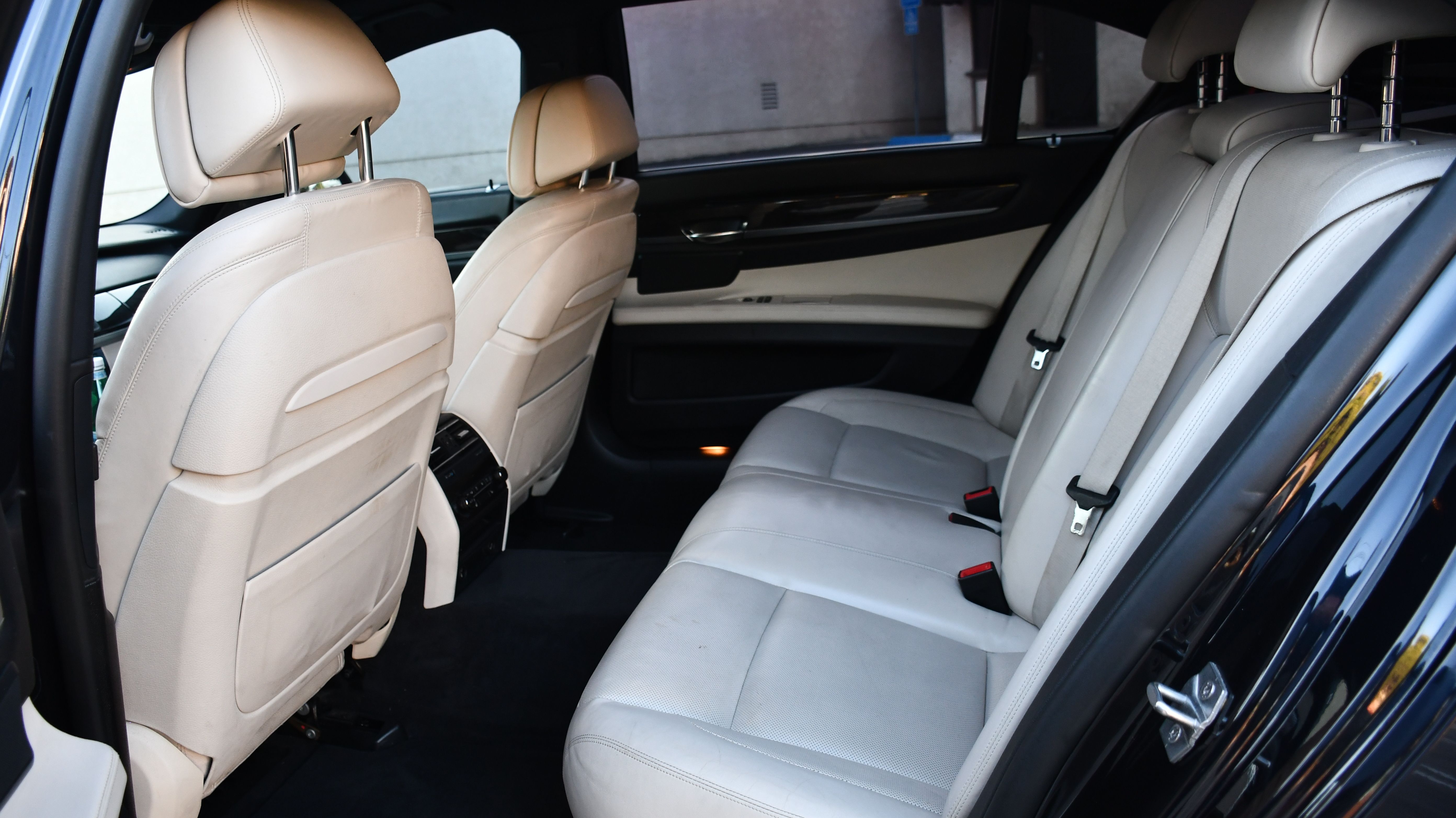 Used 2013 BMW 750Li RWD image 19