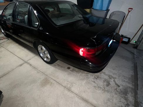 Used 1996 Chevrolet Impala SS RWD image 6