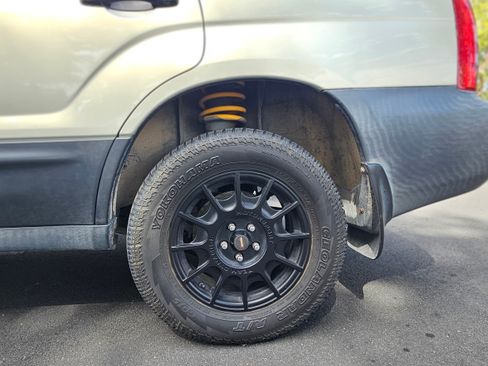 Used 2005 Subaru Forester 2.5X image 17