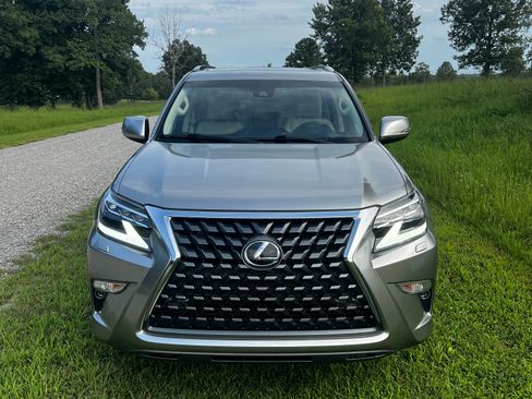 Used 2021 Lexus GX 460 Premium w/ Premium Package AWD/4WD image 4