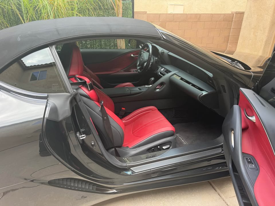 Used 2022 Lexus LC 500 Convertible w/ Touring Package RWD image 2
