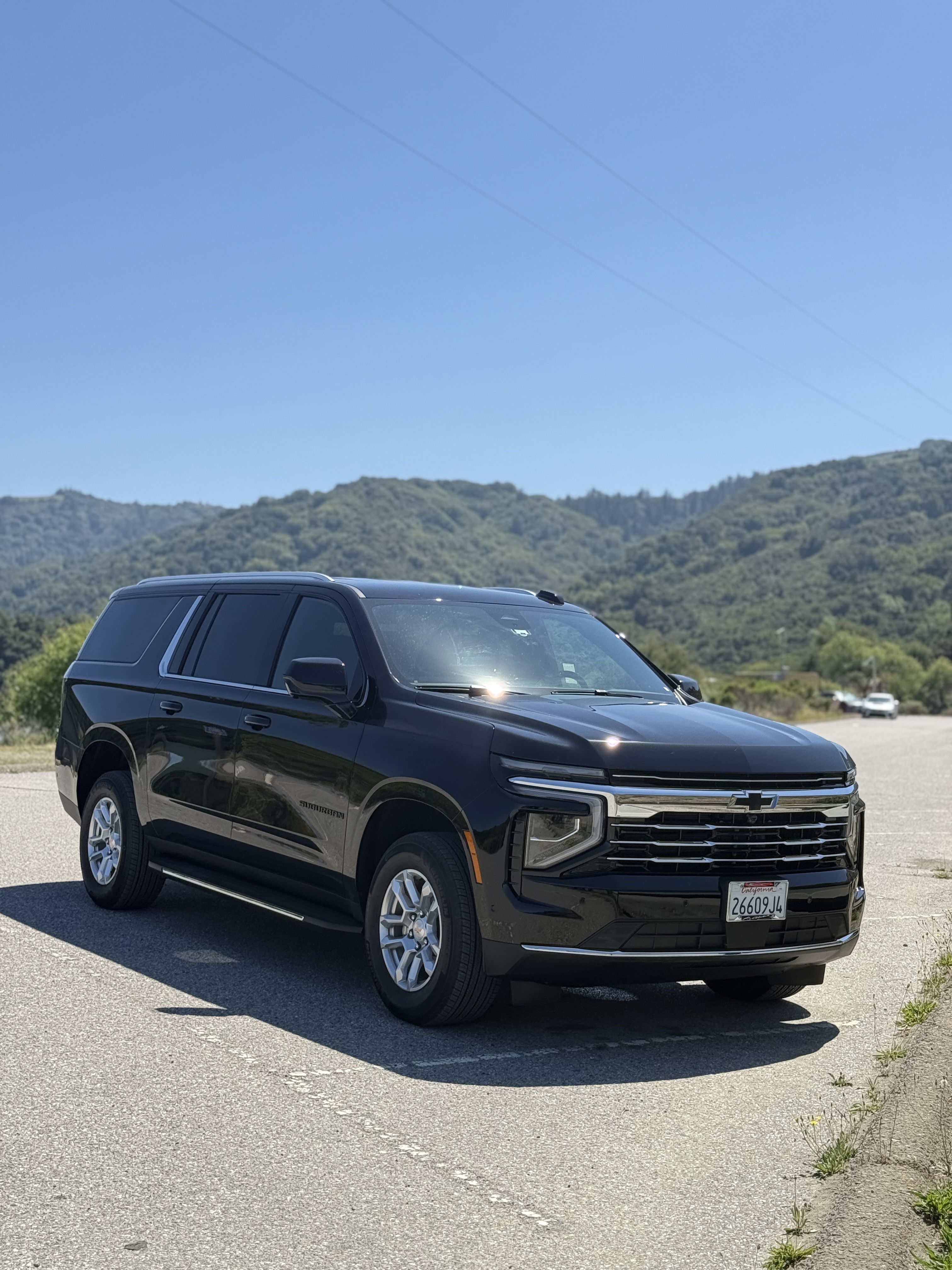Used 2026 Chevrolet Suburban LT w/ LPO, Dark Essentials Package AWD/4WD image 1