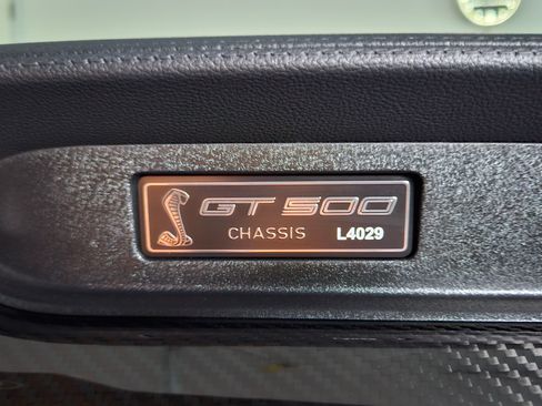 Used 2020 Ford Mustang Shelby GT500 w/ Carbon Fiber Track Pack image 21