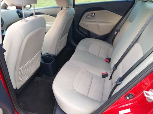 Used 2014 Kia Rio LX FWD image 8