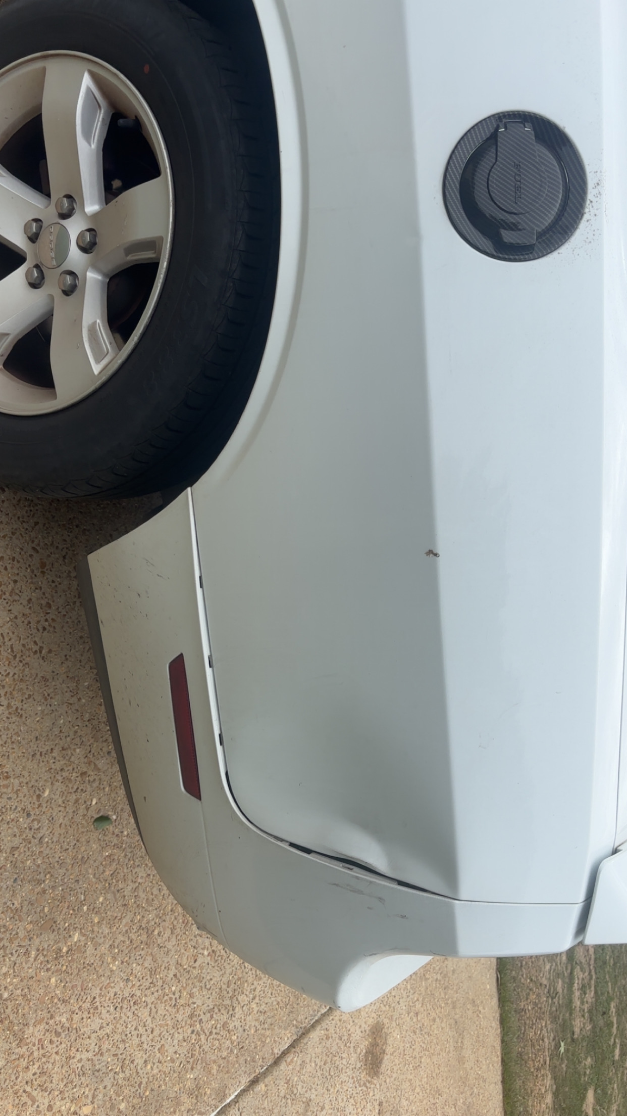 Used 2013 Dodge Challenger SXT RWD image 19