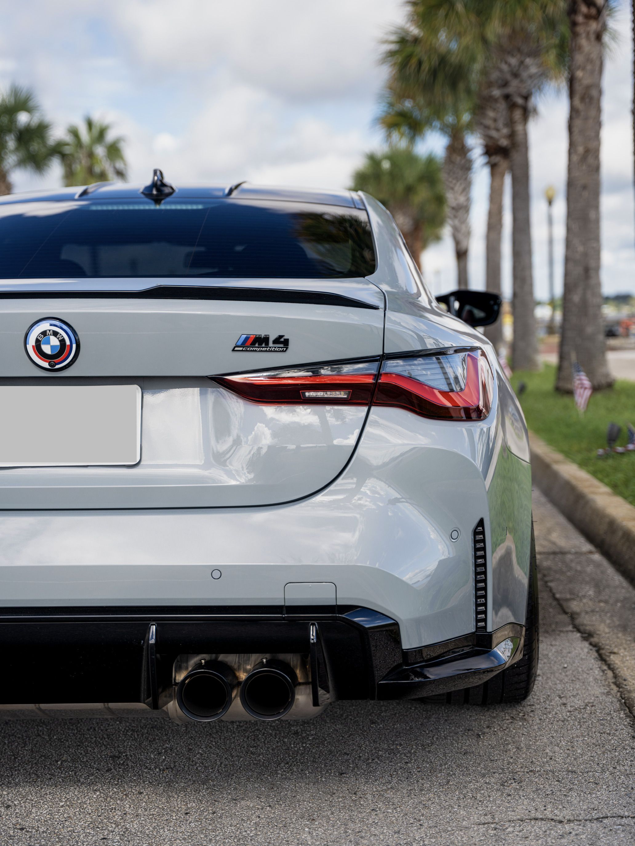 Used 2023 BMW M4 Competition w/ Executive Package RWD image 15