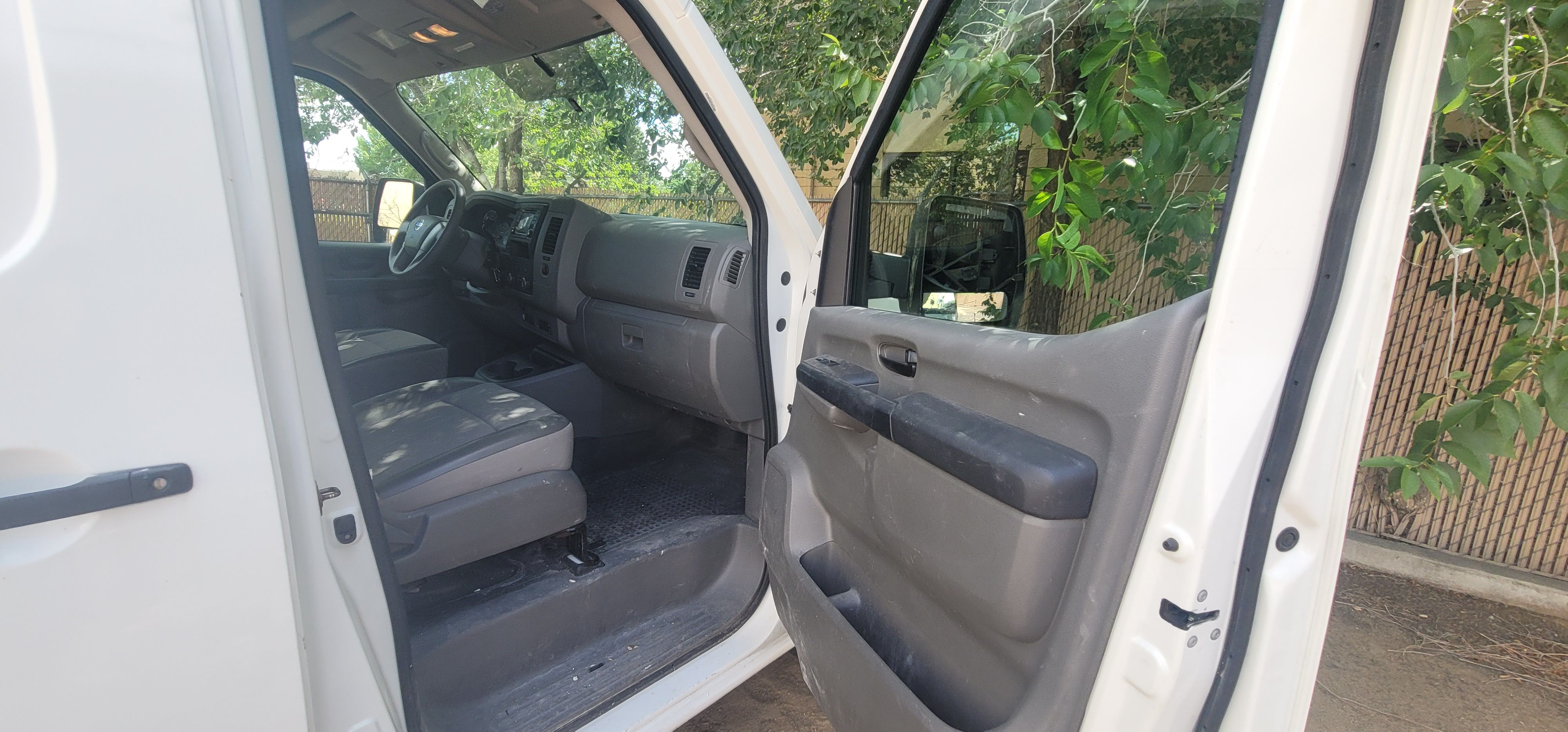 Used 2018 Nissan NV 2500 S RWD image 21