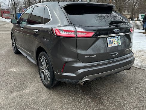 Used 2019 Ford Edge Titanium w/ Equipment Group 301A image 10