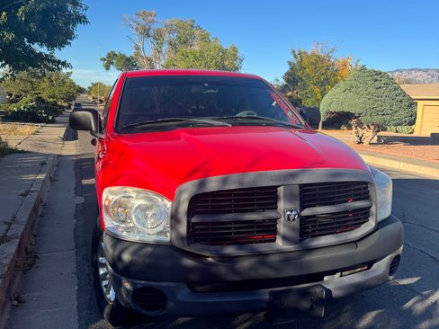 Used 2008 Dodge Ram 1500 Truck ST image 4