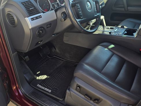 Used 2008 Volkswagen Touareg V6 image 4