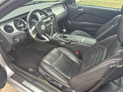 Used 2014 Ford Mustang Premium w/ Equipment Group 202A image 15