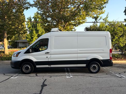 Used 2020 Ford Transit 250 Medium Roof RWD image 2