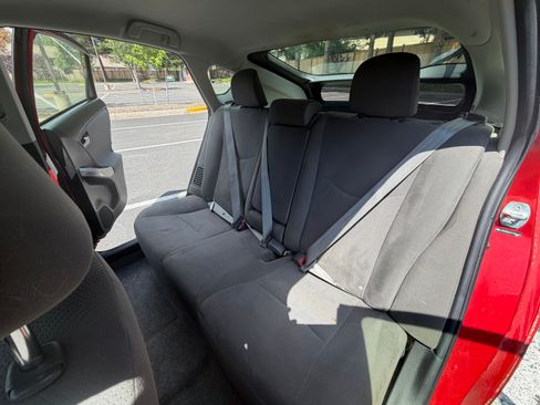 Used 2012 Toyota Prius Two FWD image 18