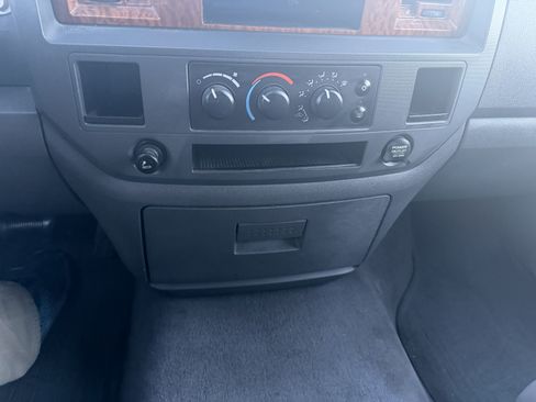 Used 2006 Dodge Ram 1500 Truck SLT w/ Quad Cab Big Horn Value Group image 17