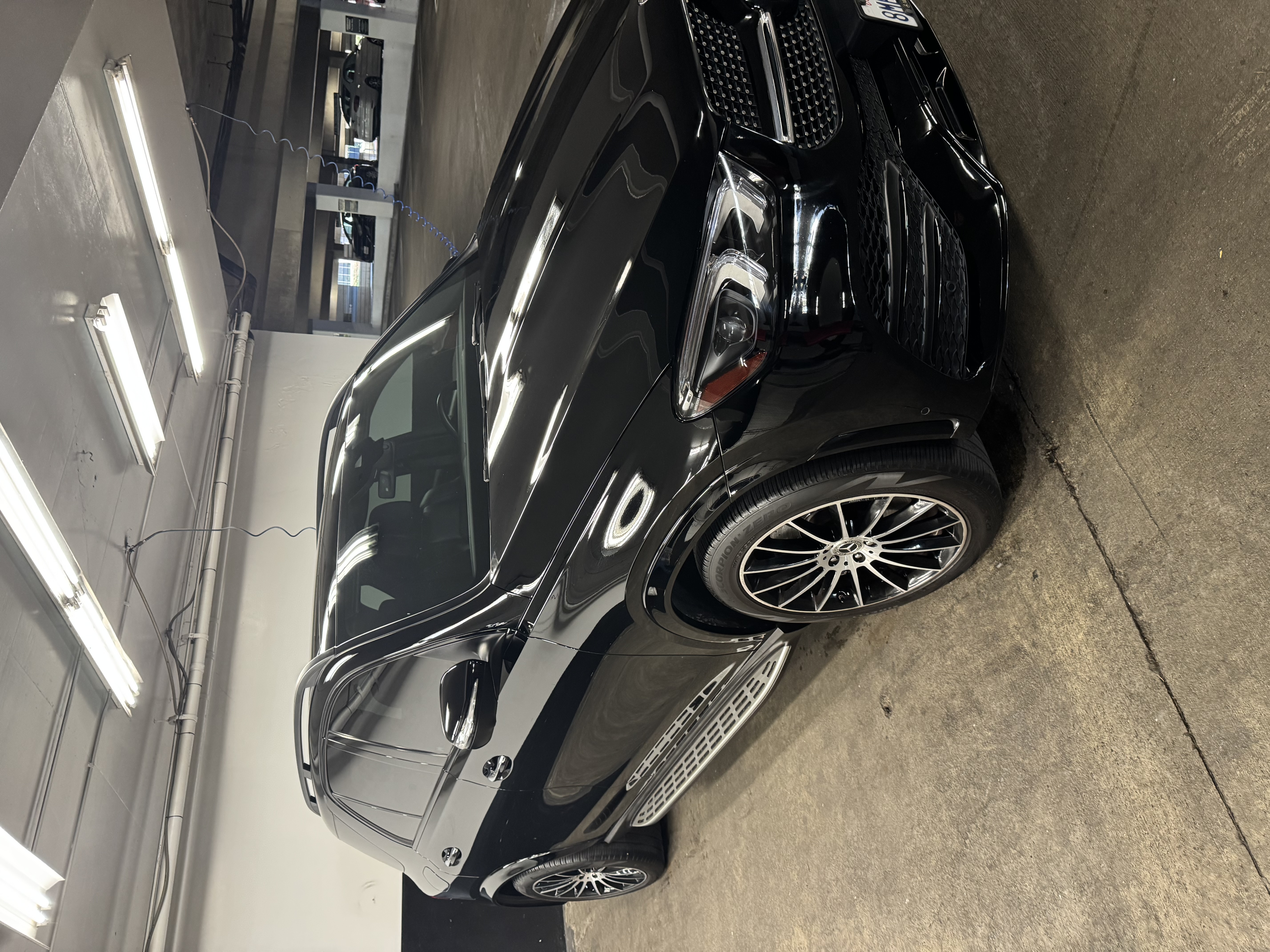 Used 2020 Mercedes-Benz GLE 450 4MATIC image 2