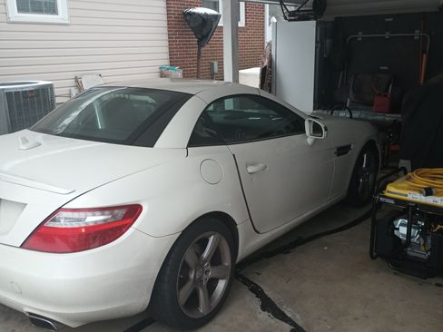 Used 2012 Mercedes-Benz SLK 250 SLK 250 Roadster 2D image 4