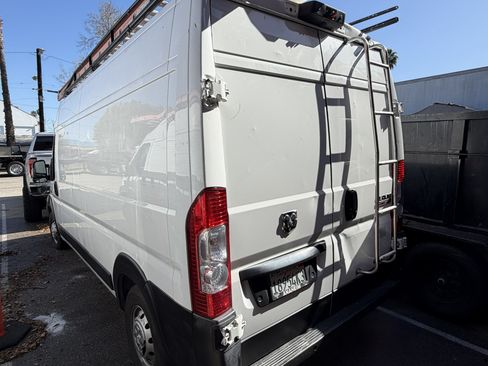 Used 2021 RAM ProMaster 2500 w/ Convenience Group image 8