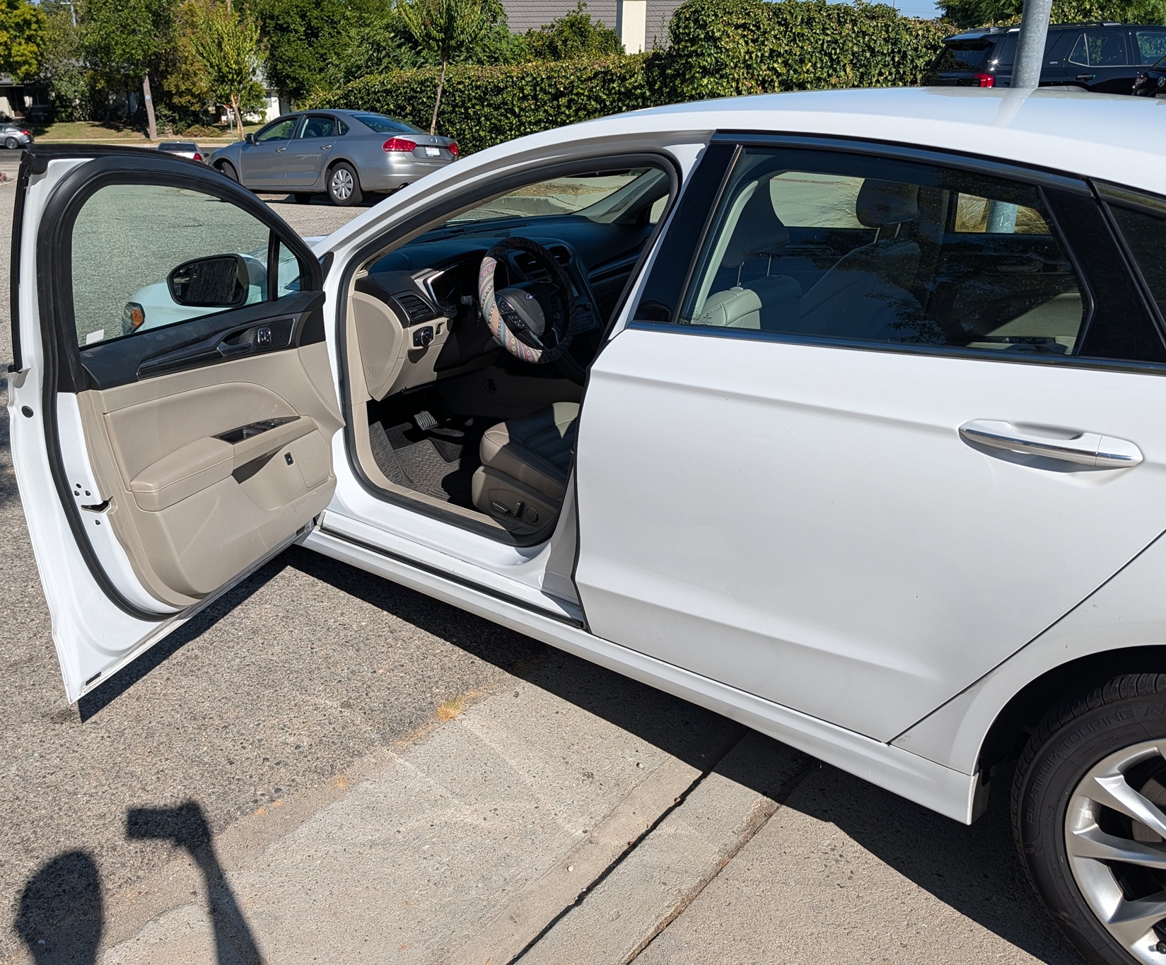 Used 2018 Ford Fusion Energi SE FWD image 9