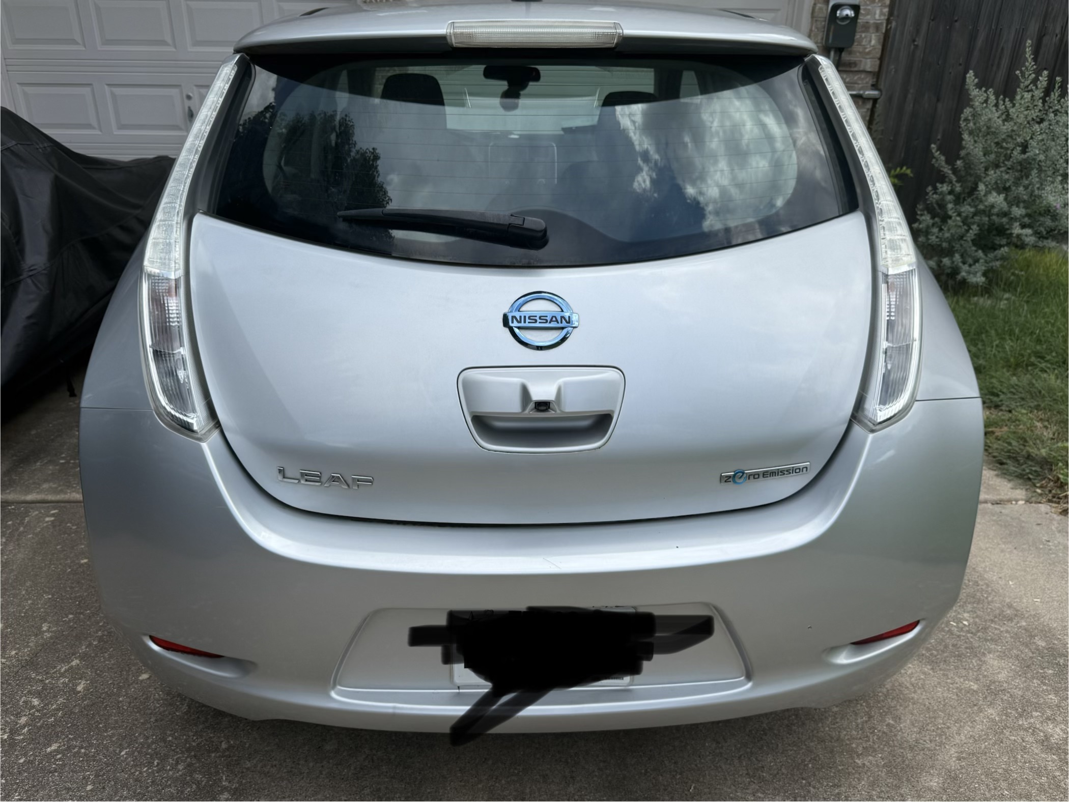 Used 2016 Nissan Leaf S w/ Charger Package FWD image 6