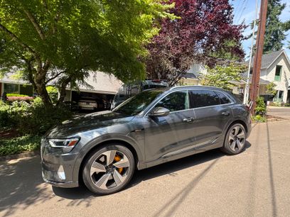 Used 2019 Audi e-tron Prestige w/ Prestige Package