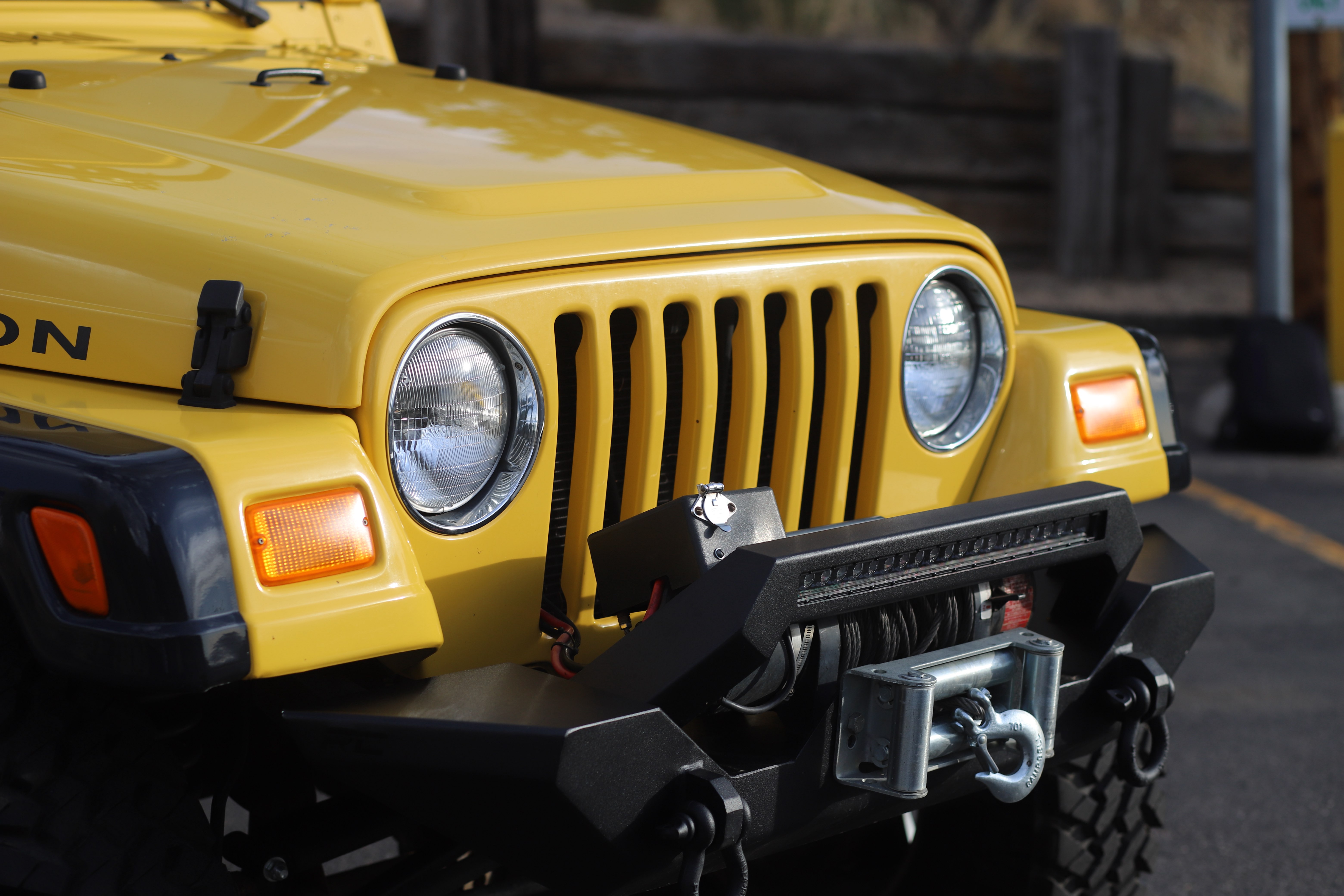 Used 2004 Jeep Wrangler Rubicon AWD/4WD image 15
