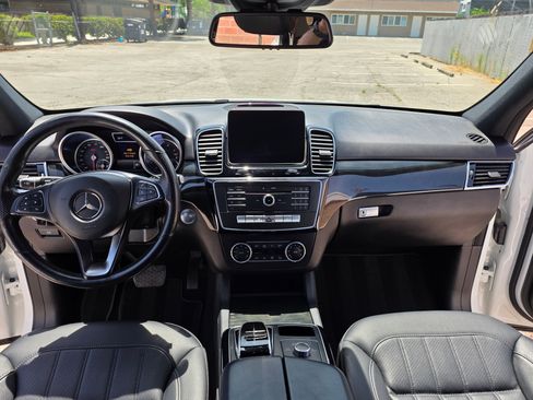 Used 2017 Mercedes-Benz GLE 350 image 11