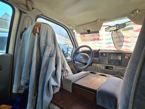 Used 2003 Ford F350 XLT image 10