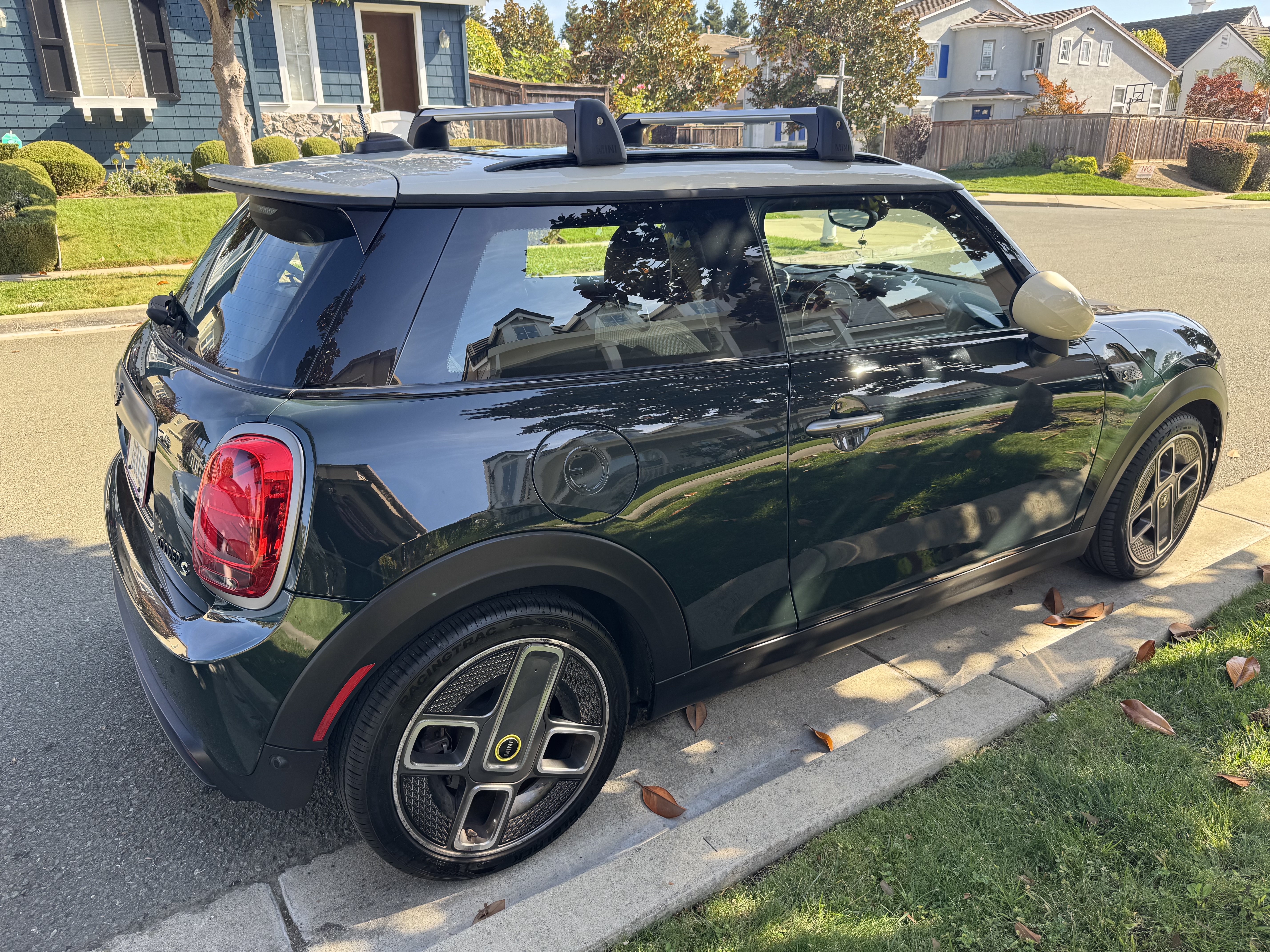 Used 2023 MINI Cooper SE w/ MINI Resolute Edition FWD image 5
