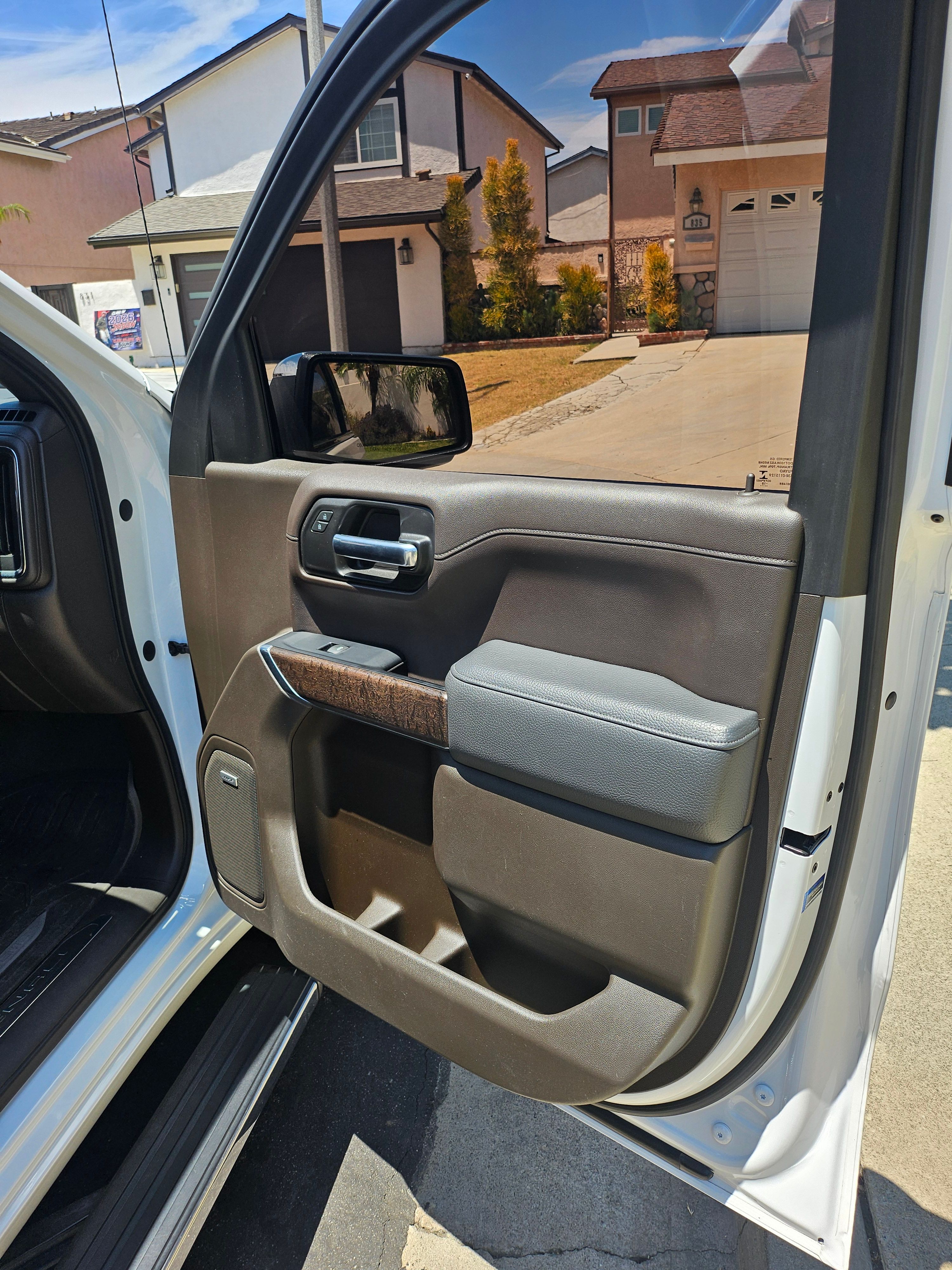 Used 2019 GMC Sierra 1500 Denali w/ Denali Ultimate Package AWD/4WD image 16