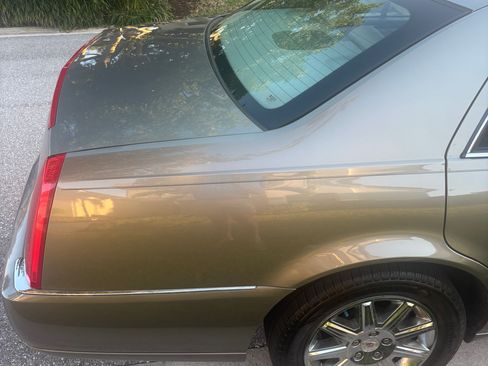 Used 2010 Cadillac DTS Premium w/ Driver Awareness Package image 5