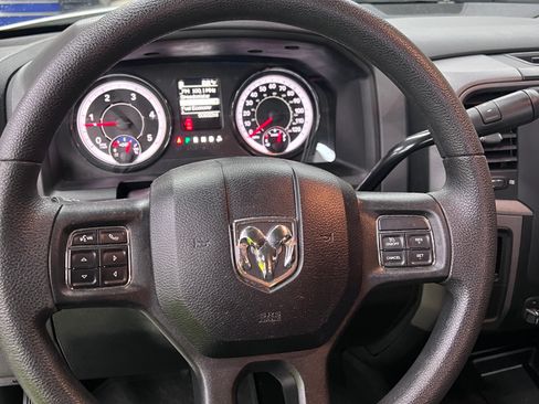 Used 2018 RAM 3500 Tradesman w/ Chrome Appearance Group image 9