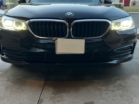 Used 2019 BMW 530i w/ Convenience Package RWD image 2