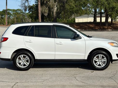 Used 2012 Hyundai Santa Fe GLS image 8