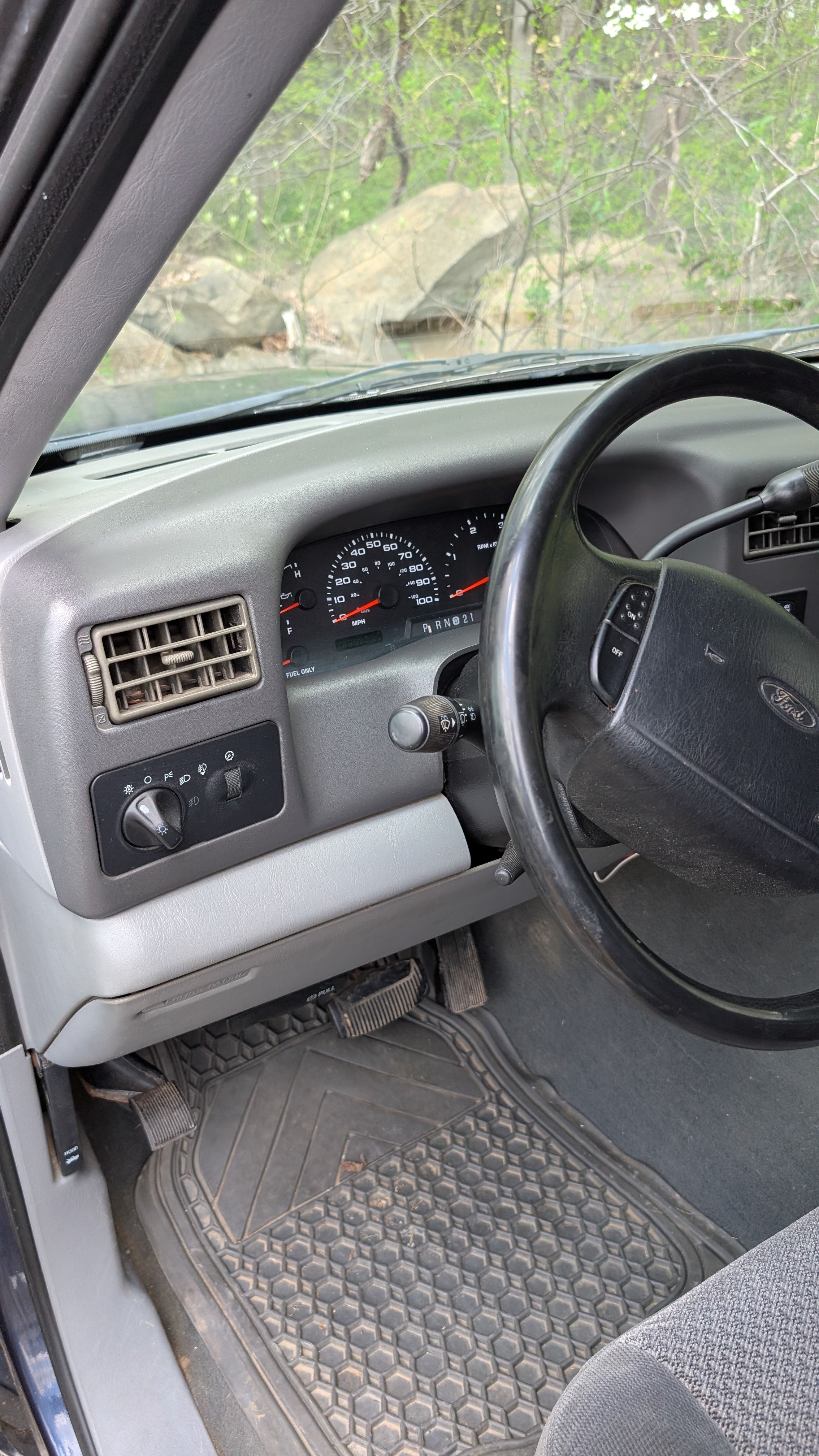 Used 2002 Ford F350 4x4 Crew Cab Super Duty image 4