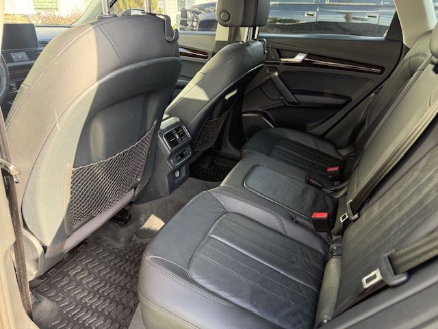 Used 2018 Audi Q5 2.0T Premium AWD/4WD image 18