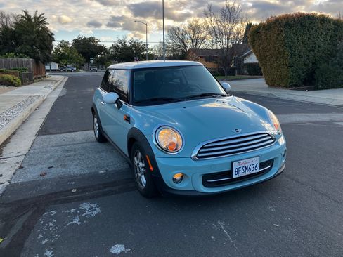 Used 2013 MINI Cooper Hardtop image 4