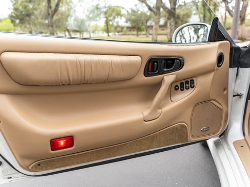 Used 1997 Mitsubishi 3000GT VR-4 image 11